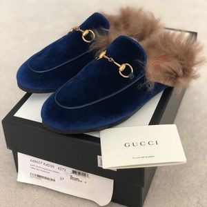 SOLD 100% Authentic Gucci Princetown Velvet Mules